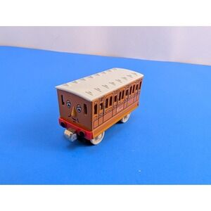 Gullane Learning Curve Diecast Metal Clarabel Train Thomas